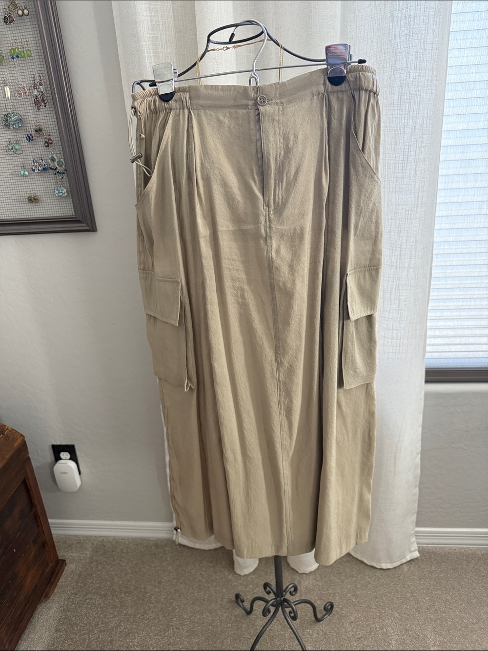 easel Khaki Cargo Maxi Skirt